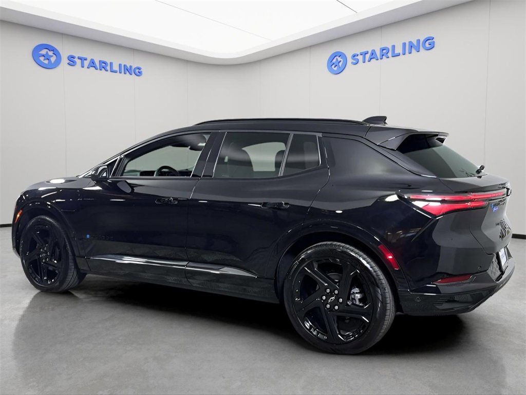2024 Chevrolet Equinox EV 3RS photo 3