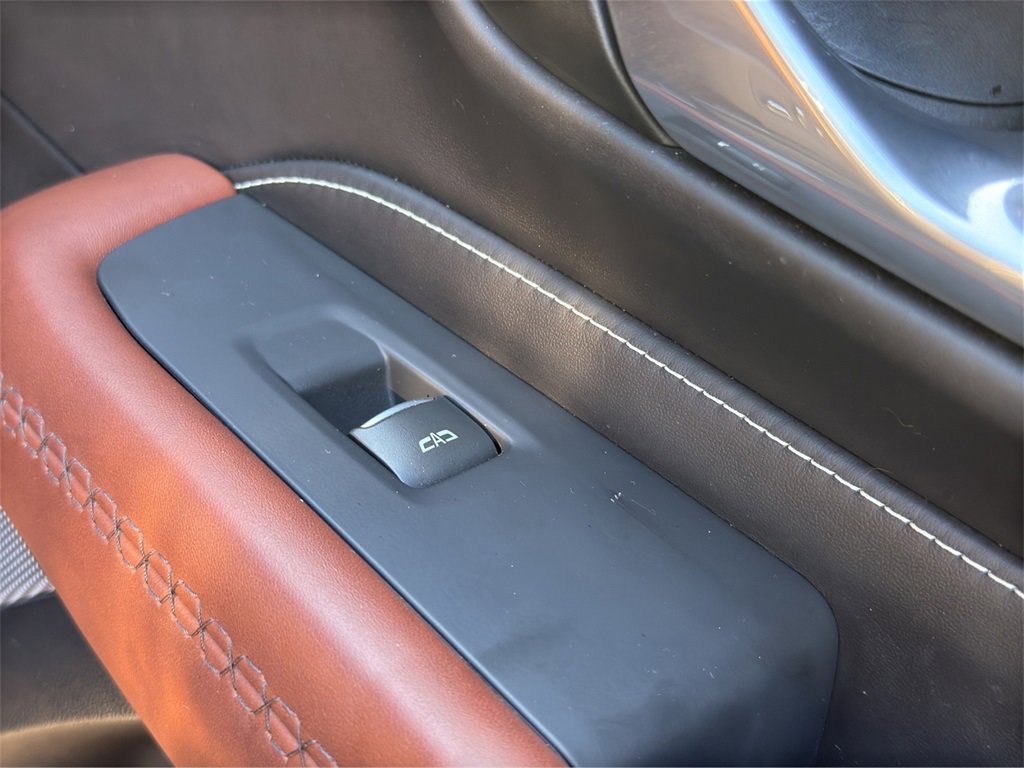 2024 Gmc Yukon Denali Ultimate photo 22