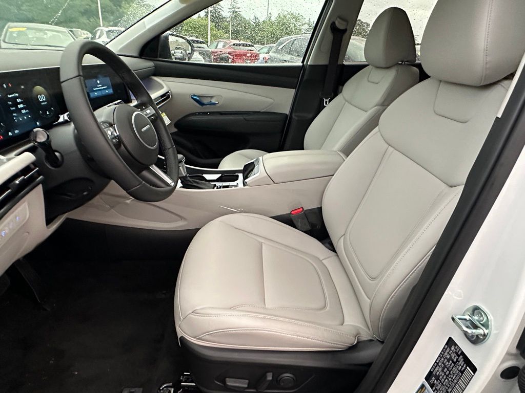 2025 Hyundai Tucson SEL Convenience photo 6