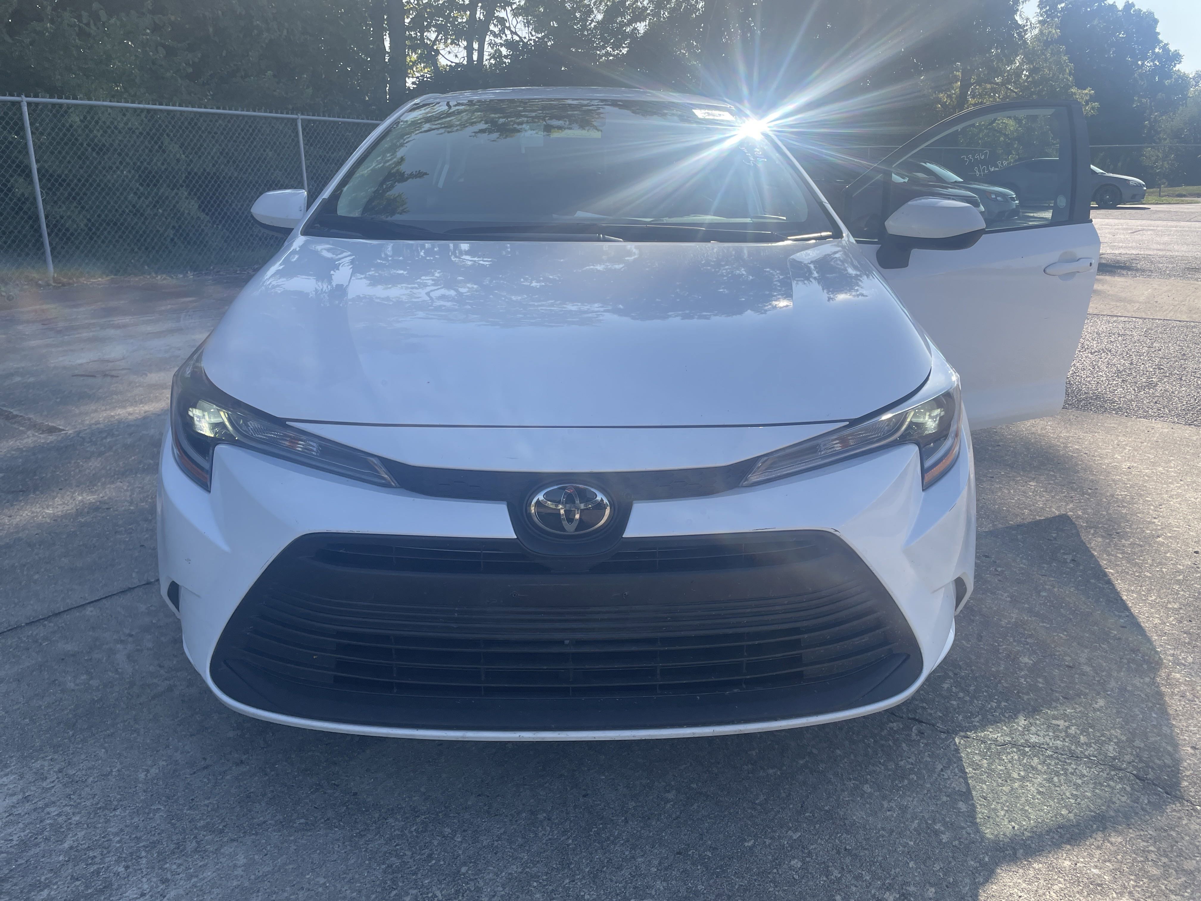 Used 2024 Toyota Corolla LE with VIN 5YFB4MDE6RP141717 for sale in Northfield, Minnesota