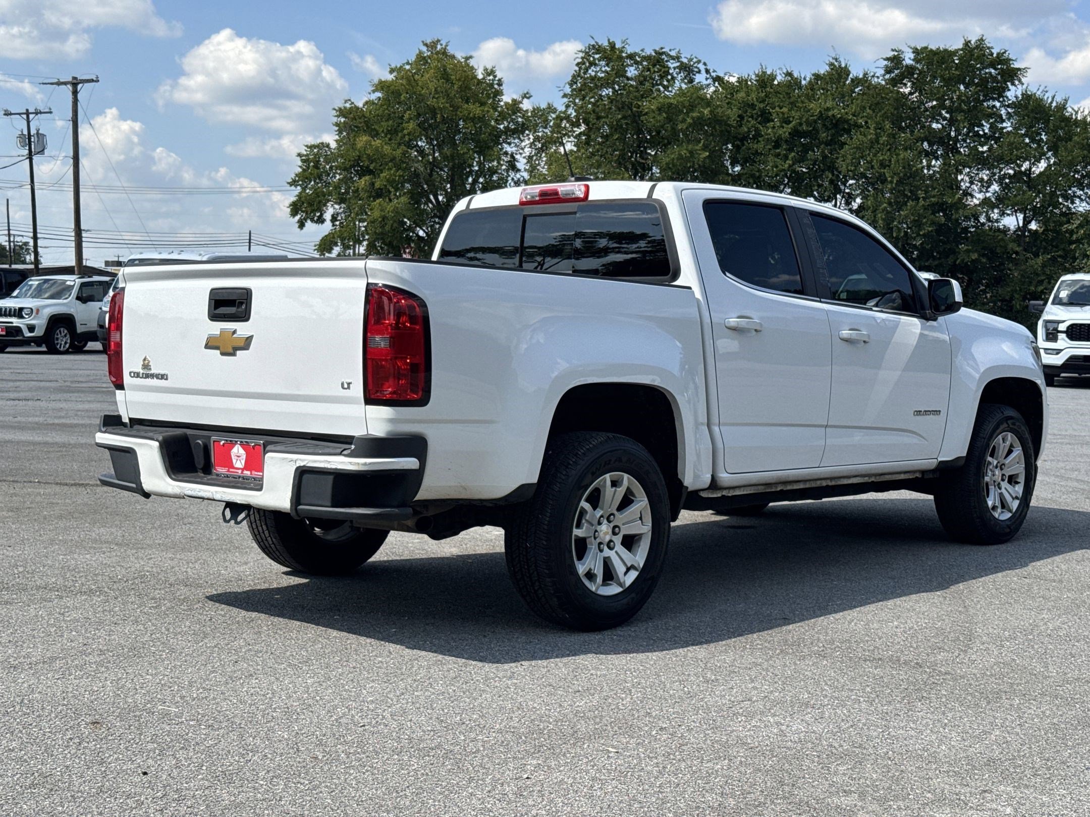 2017 Chevrolet Colorado LT photo 9