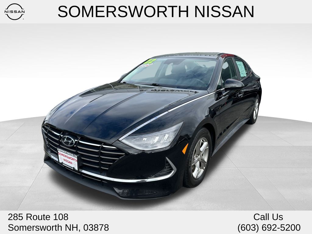 2022 Hyundai Sonata SE's photo