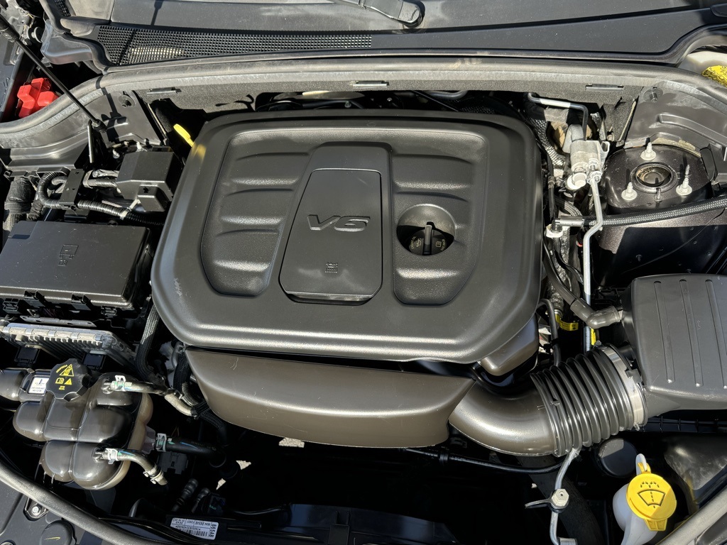 2021 Jeep Grand Cherokee Anniversary Edition photo 18