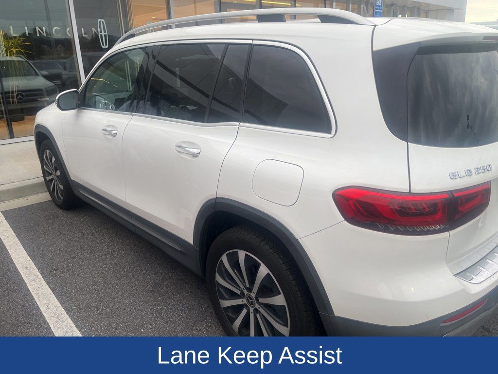 2020 Mercedes Benz GLB 250 photo 4