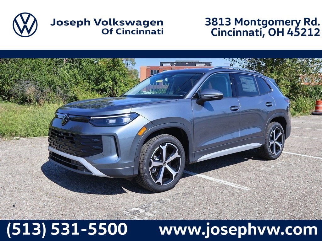 2025 Volkswagen Tiguan SE's photo