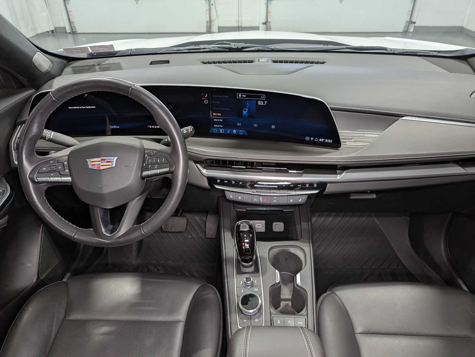 2024 Cadillac XT4 Premium Luxury photo 17