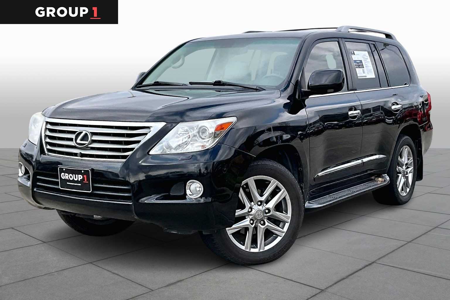 2011 Lexus LX 570's photo