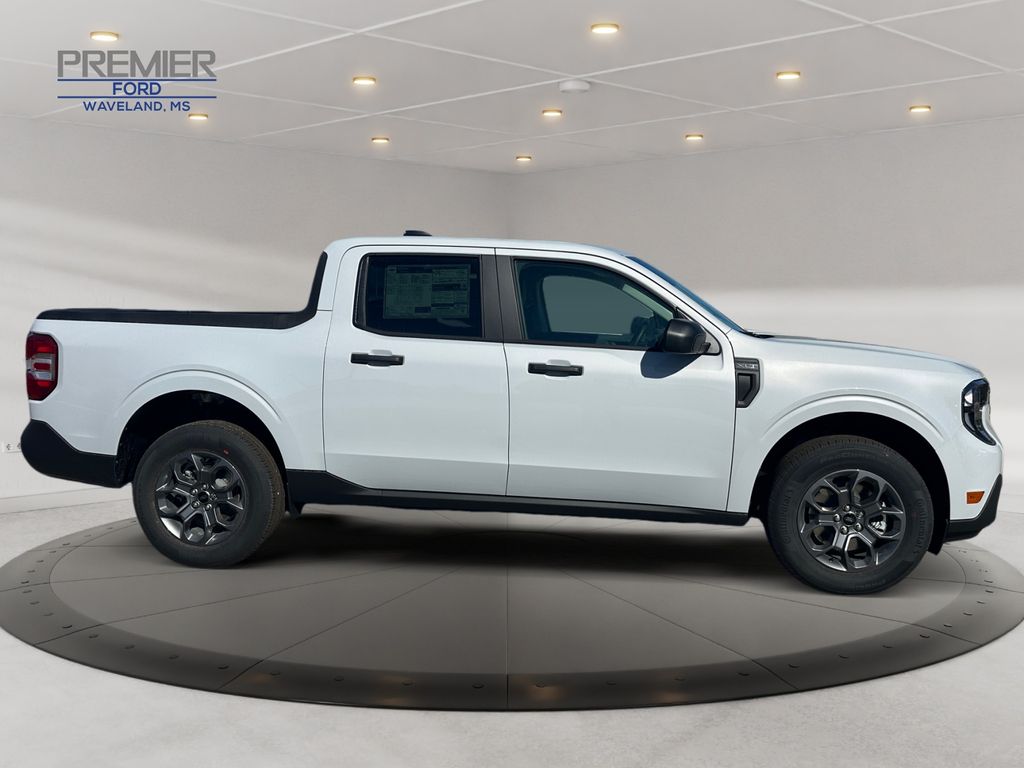 2025 Ford Maverick XLT photo 4