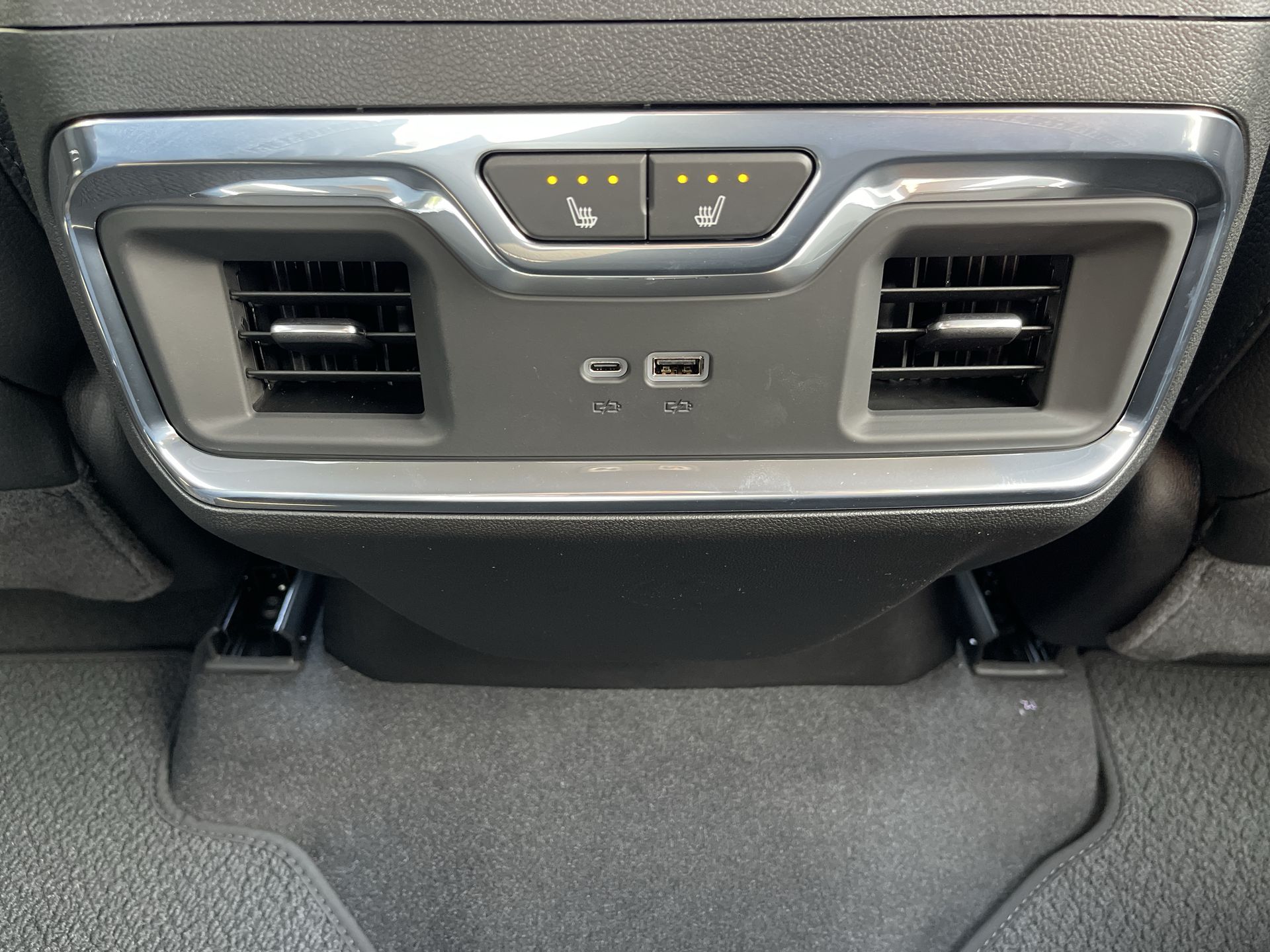 2026 Gmc Sierra 1500 Denali photo 21