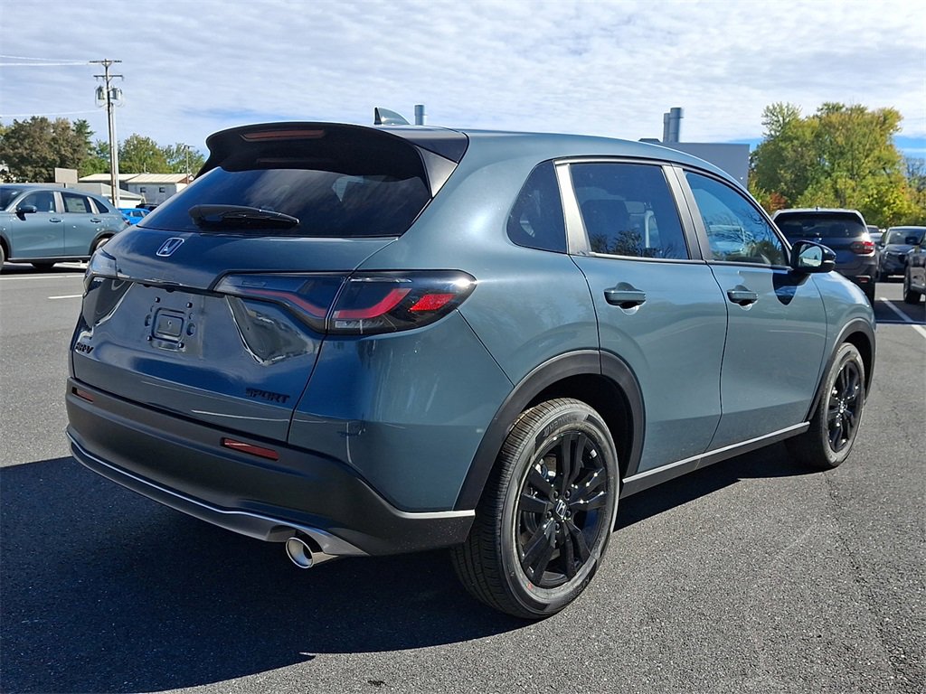 2026 Honda HR-V Sport photo 4