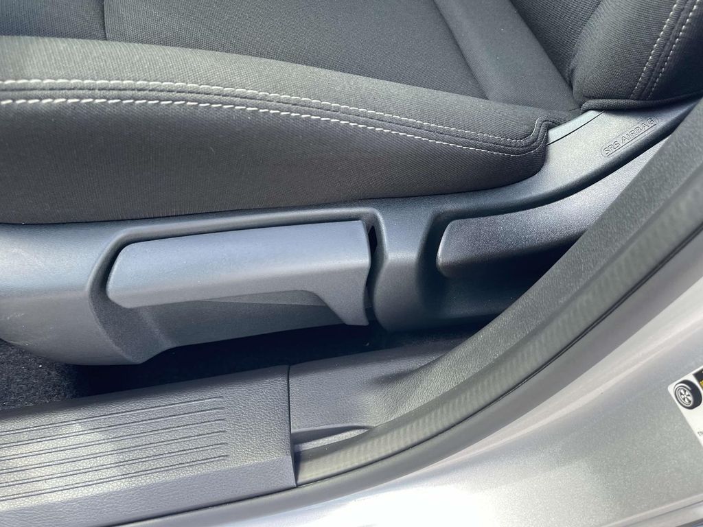 2025 Nissan Rogue S photo 12