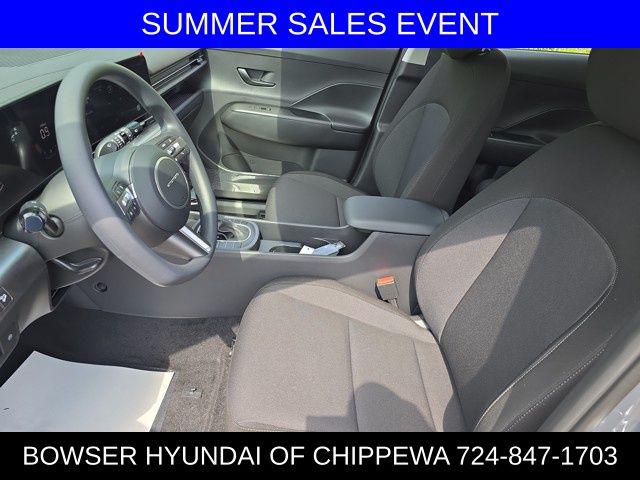 2025 Hyundai Kona SE photo 4