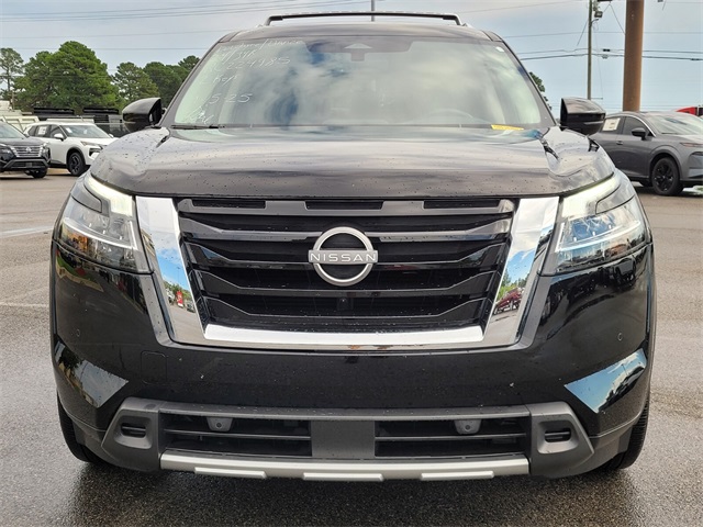 2024 Nissan Pathfinder SL photo 4
