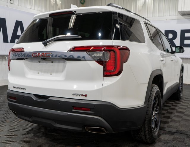 2023 Gmc Acadia AT4 photo 2