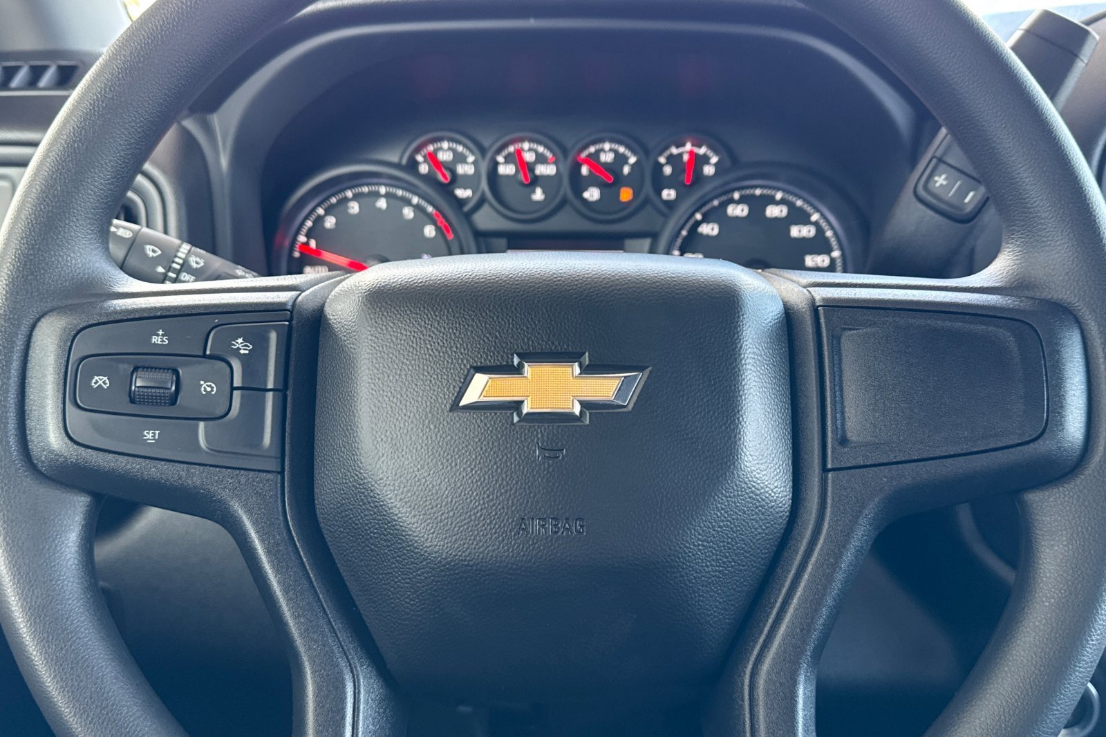 2025 Chevrolet Silverado 1500 Custom photo 21