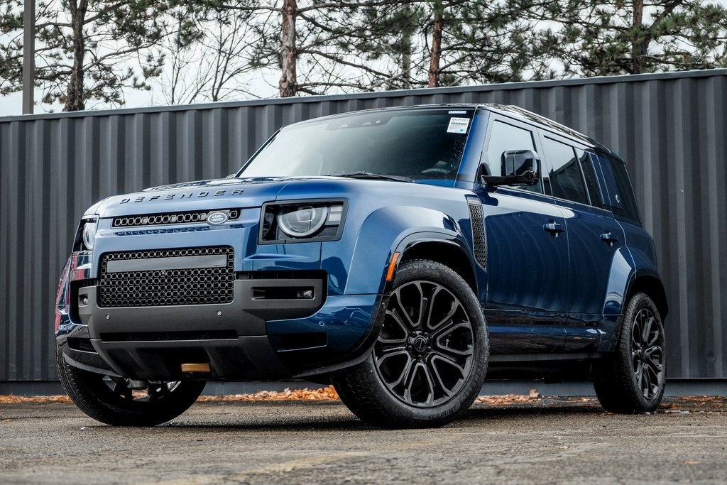 2026 Land Rover Defender OCTA's photo