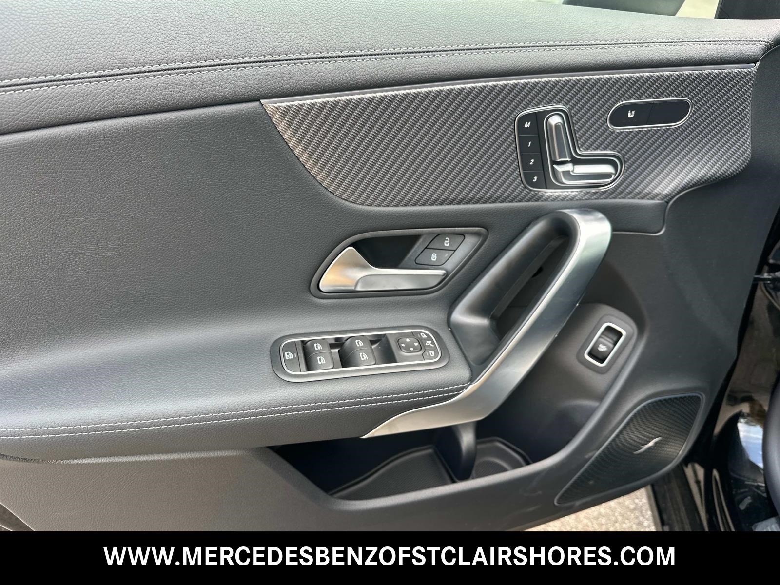 2025 Mercedes Benz CLA 250 4MATIC photo 17