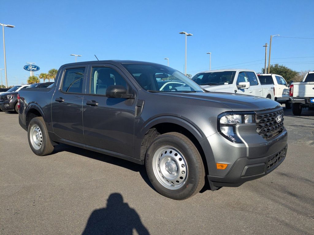 2025 Ford Maverick XL photo 2