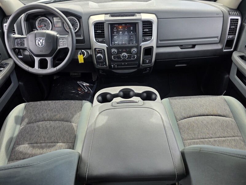 2019 Ram 1500 Classic SLT photo 13