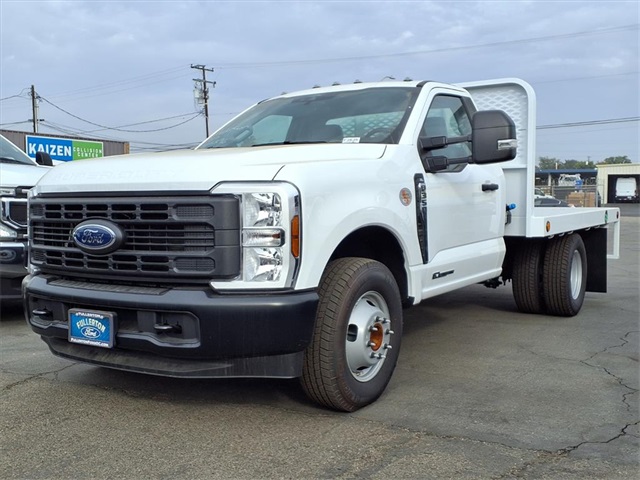 2024 Ford F-350 Super Duty Chassis Cab XL's photo