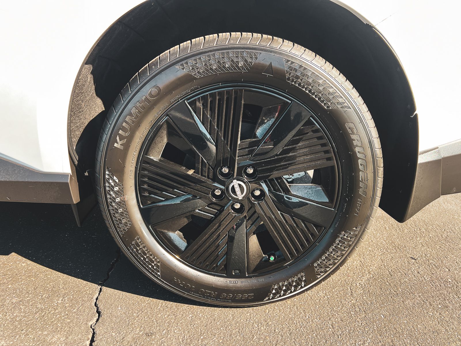 2025 Nissan Murano SV photo 2