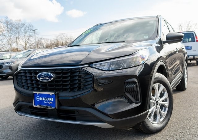 2025 Ford Escape Active's photo