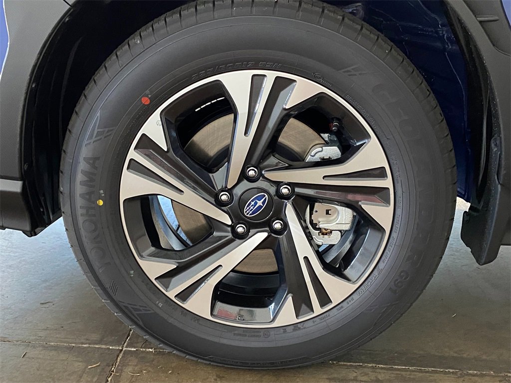 2025 Subaru Crosstrek Premium photo 10