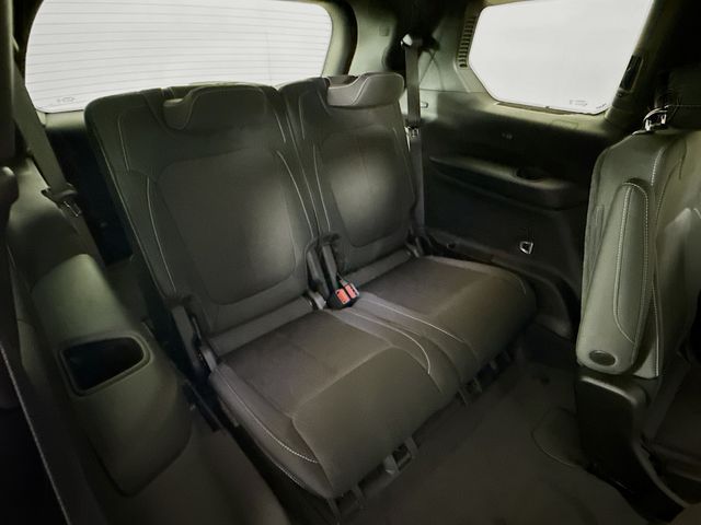 2025 Jeep Grand Cherokee Laredo X photo 26