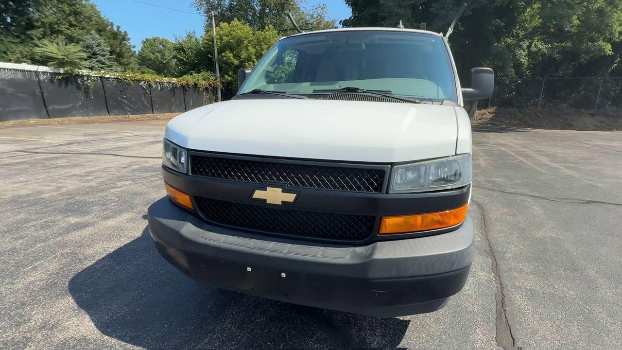 2020 Chevrolet Express Cargo Van 2500 photo 3