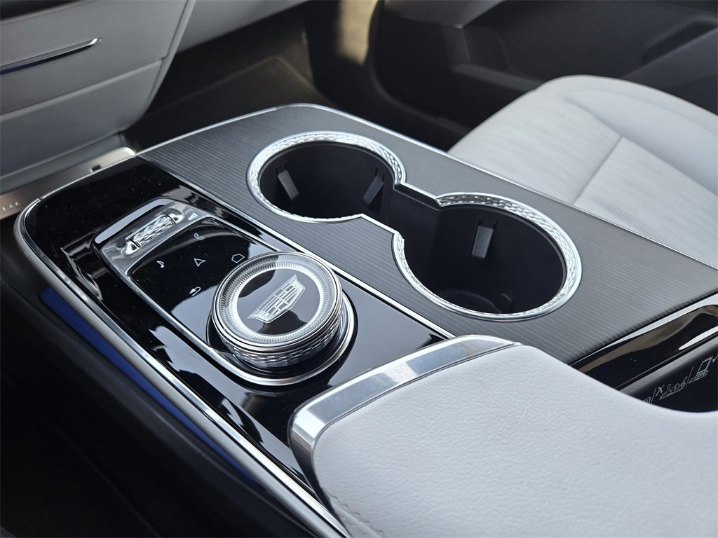 2025 Cadillac Lyriq Sport photo 19