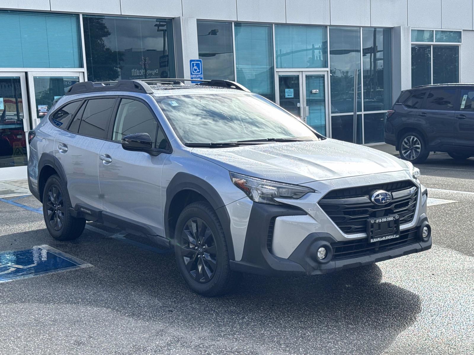 2023 Subaru Outback Onyx Edition photo 3