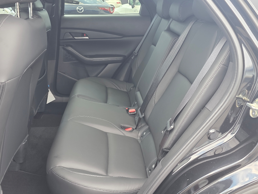 2025 Mazda CX-30 2.5 Select Sport photo 11