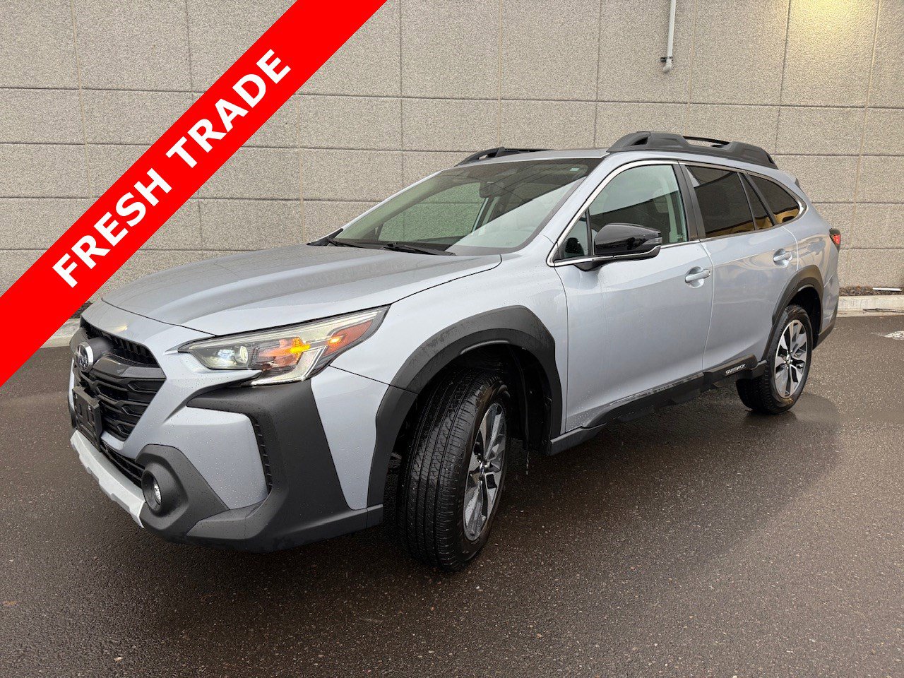 2024 Subaru Outback Limited's photo