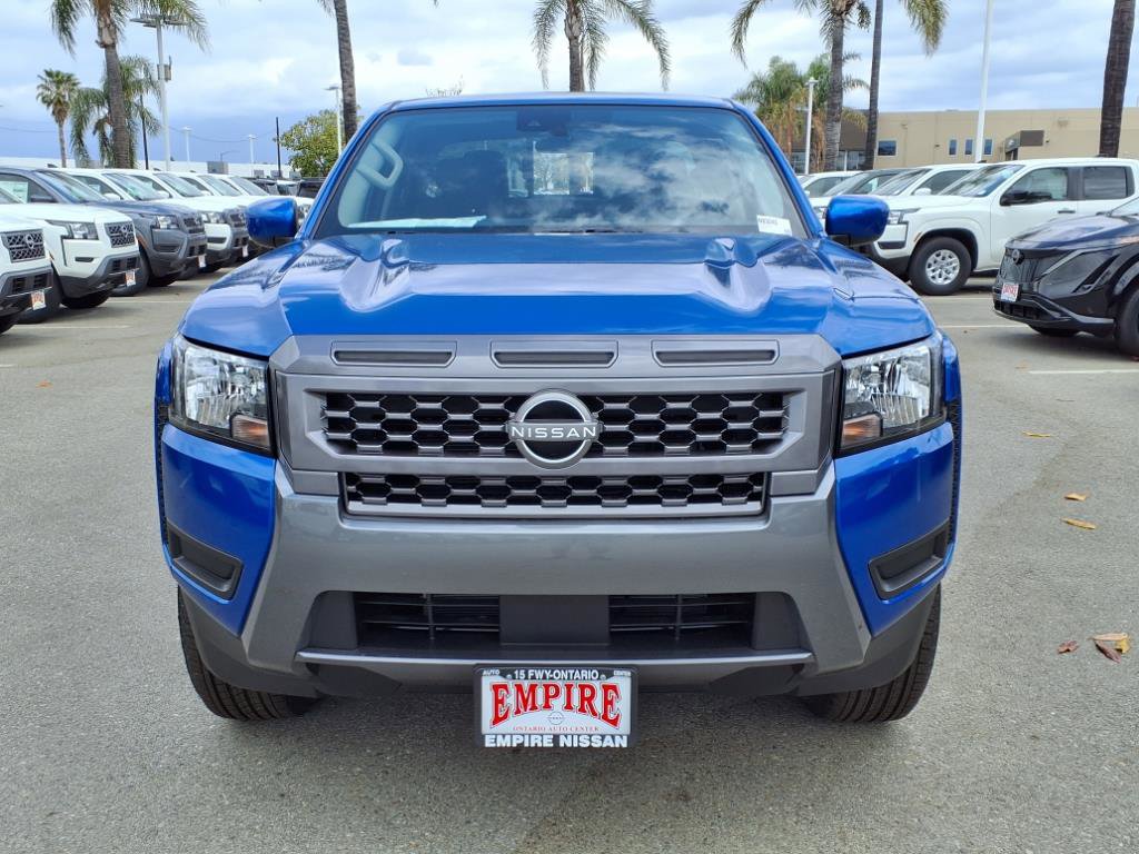 2025 Nissan Frontier Crew Cab SV photo 2