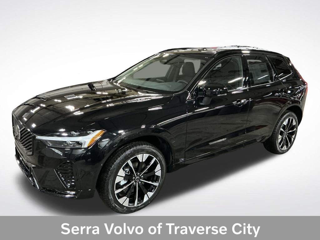 2026 Volvo XC60 Plus's photo
