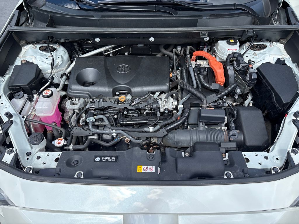 2022 Toyota RAV4 Hybrid XSE photo 22