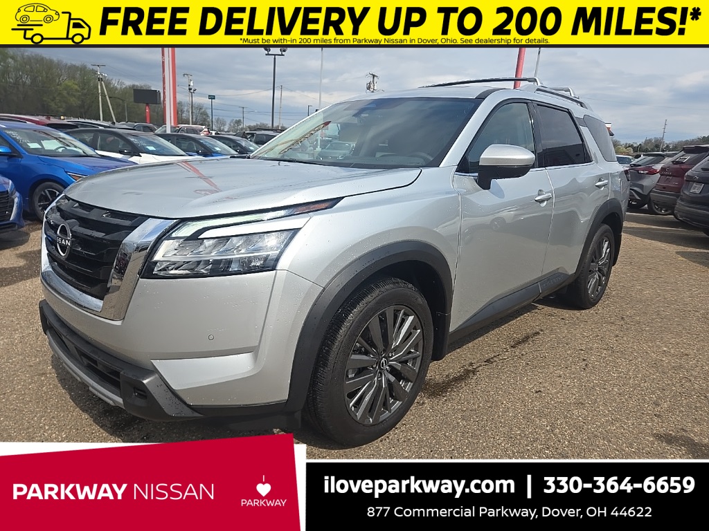 2024 Nissan Pathfinder SL photo 11