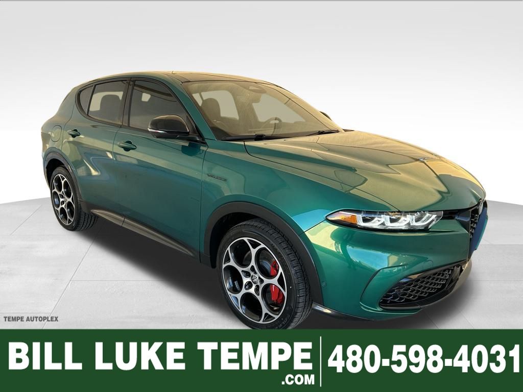 2024 Alfa Romeo Tonale Veloce's photo