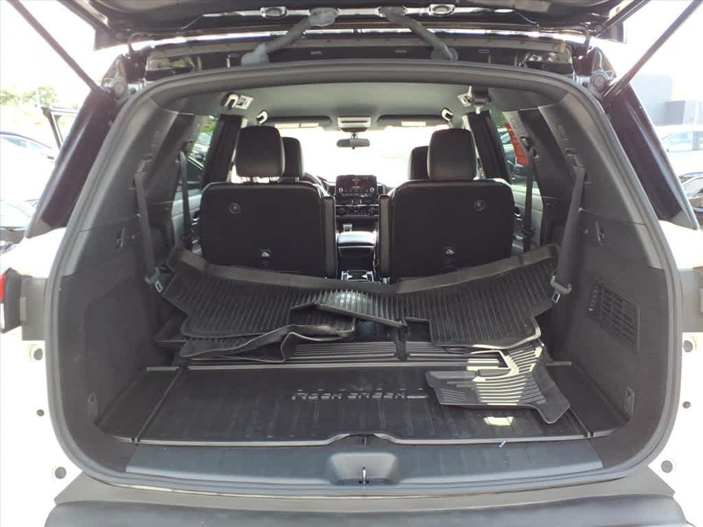 2023 Nissan Pathfinder Rock Creek photo 13