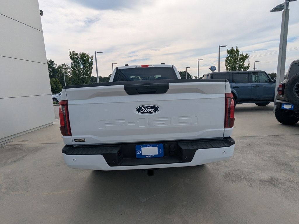 2025 Ford F-150 STX photo 4