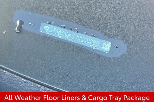 2018 Toyota Camry XSE V6 photo 2