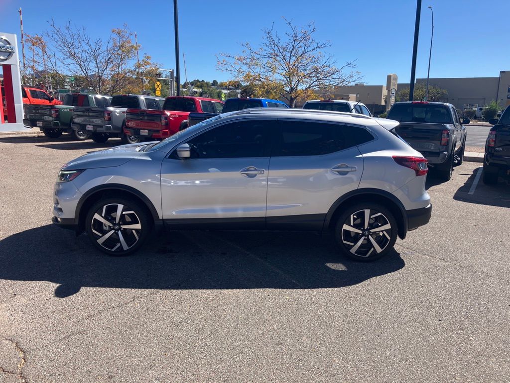 2022 Nissan Rogue Sport SL photo 4