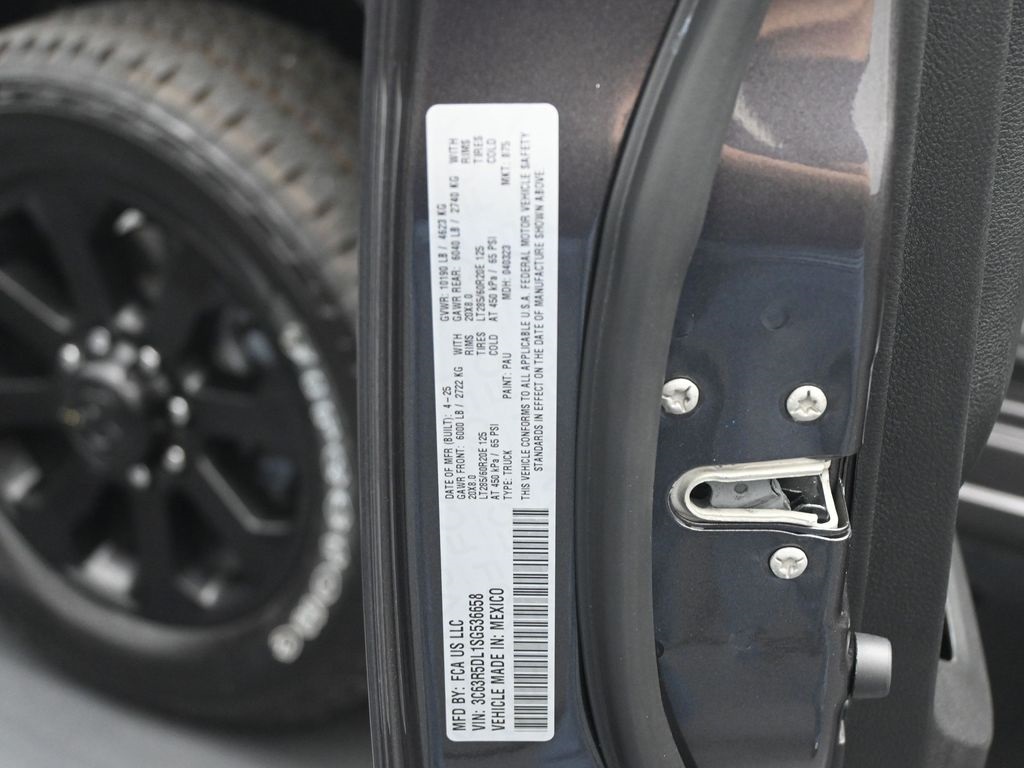 2025 Ram 2500 Big Horn photo 18