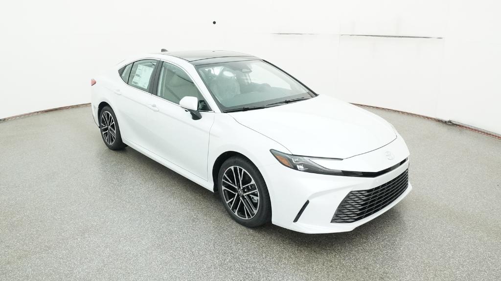 2025 Toyota Camry XLE photo 29