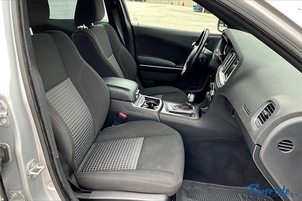 2023 Dodge Charger SXT photo 23