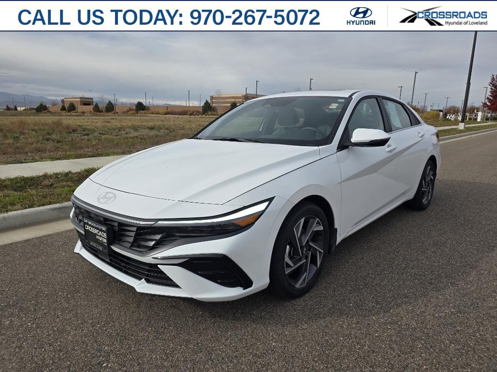 2025 Hyundai Elantra Limited's photo