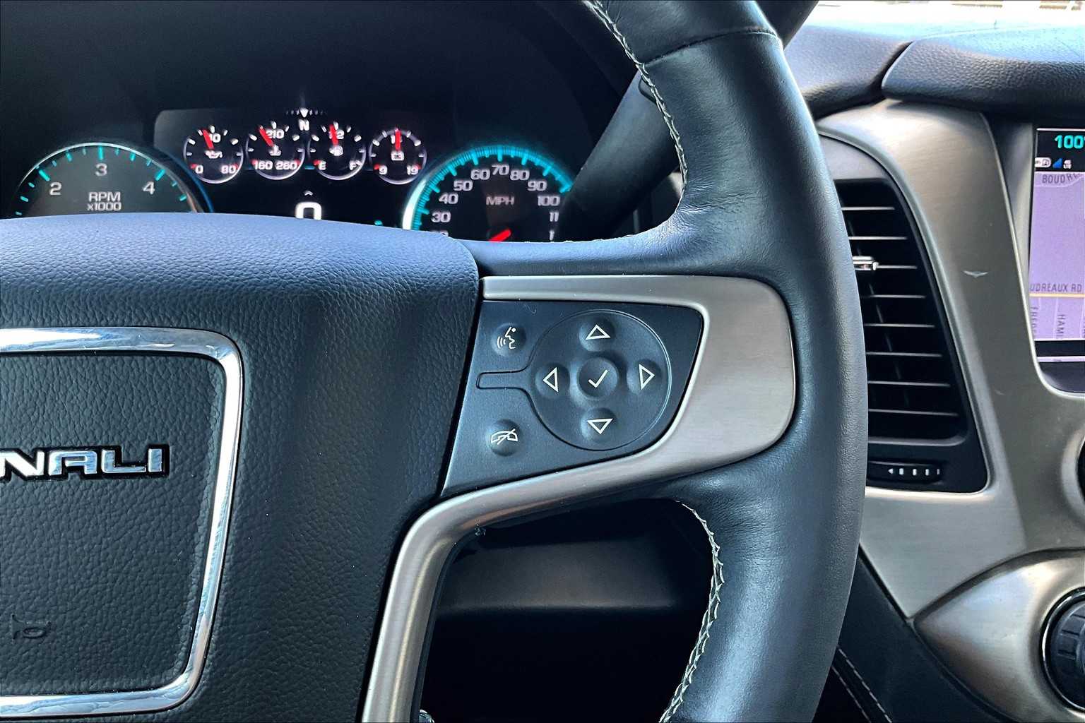 2017 Gmc Yukon XL Denali photo 21