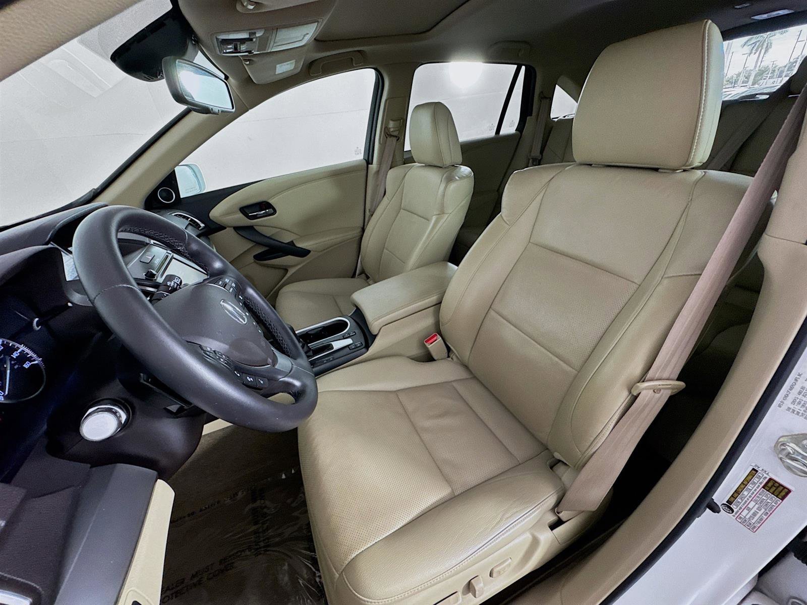 2016 Acura RDX Advance photo 11