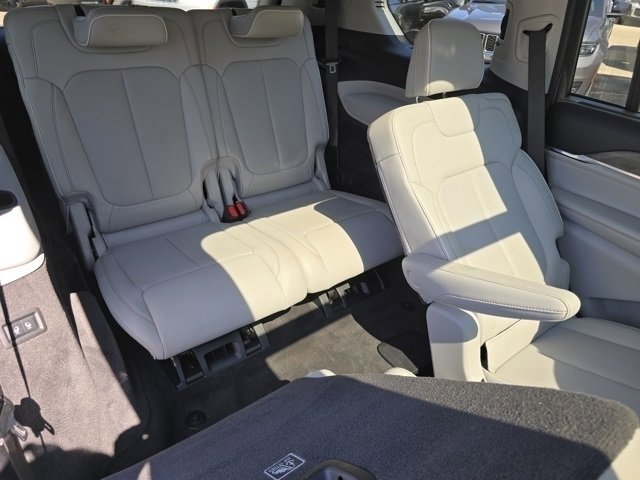 2021 Jeep Grand Cherokee Overland photo 28