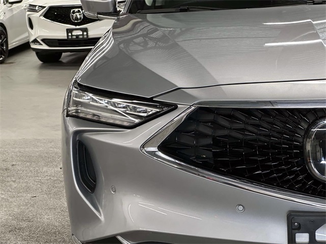 2023 Acura MDX Technology SH-AWD photo 9